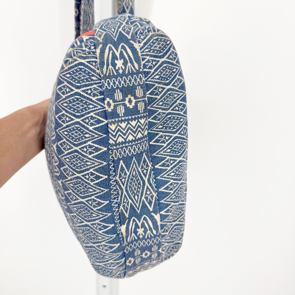 KAVU Sydney Satchel Crossbody Bag Blue Orange Tribal Geometric Canvas One Size - Picture 11 of 12